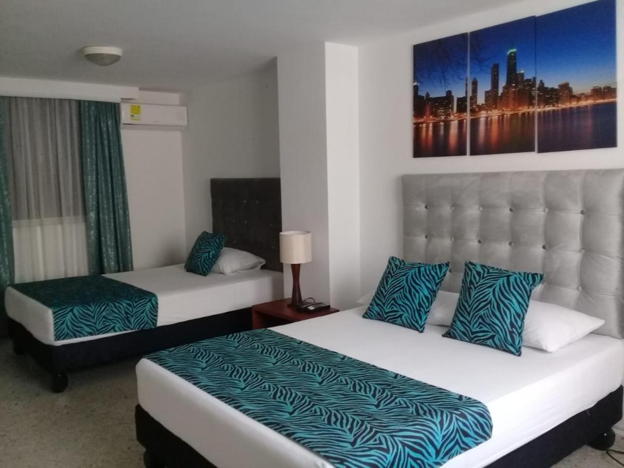 Hotel Torre De Granada à Cali Extérieur photo