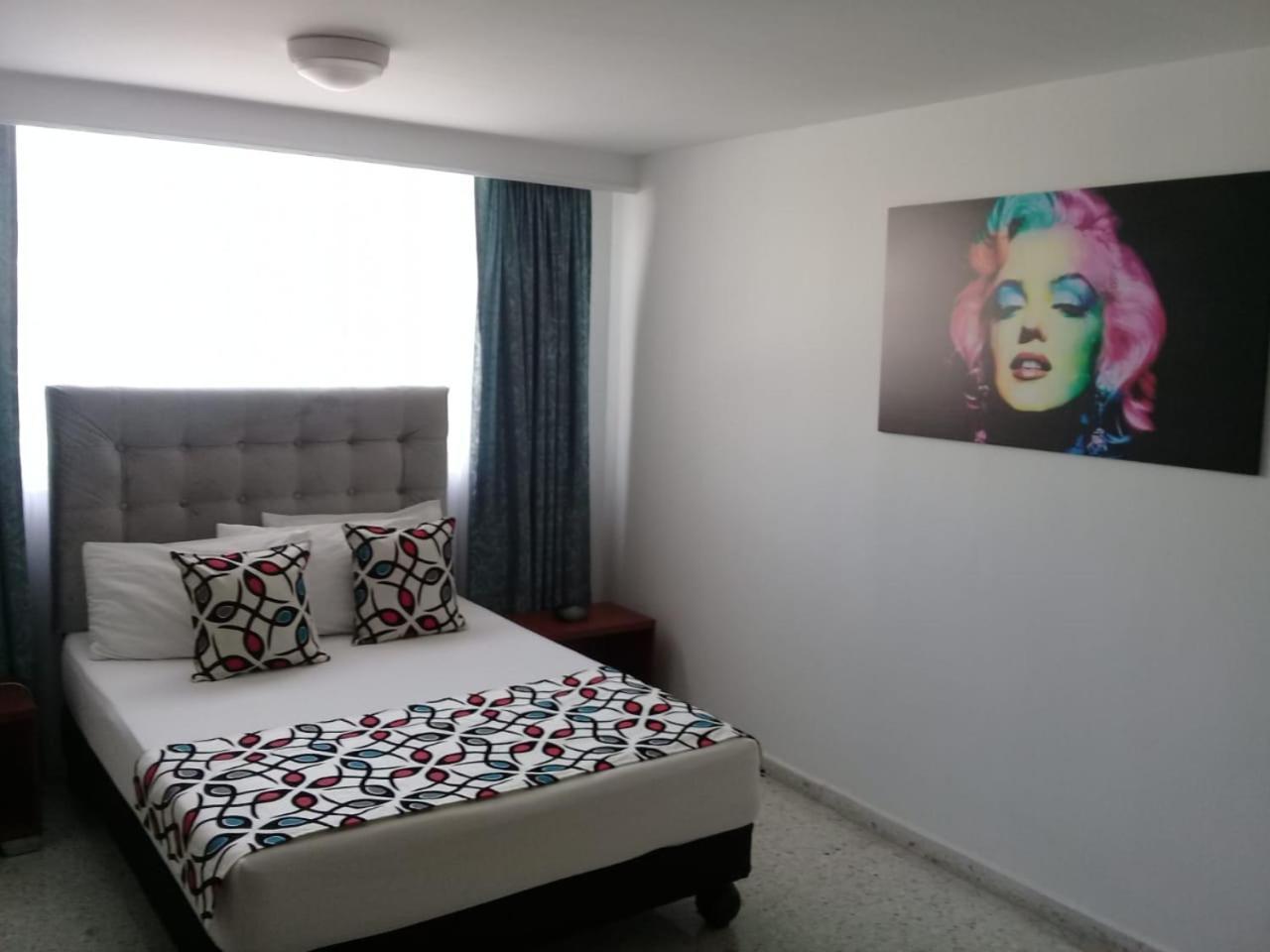 Hotel Torre De Granada à Cali Extérieur photo